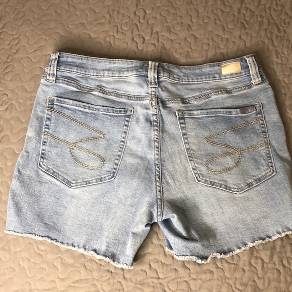 Seven7 Distressed Jean Shorts - Picture 2 of 2